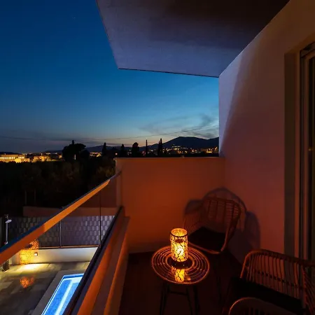 Luxury Luna Villa *